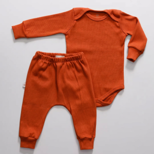 enxoval para bebe lista de enxoval maternidade dicas de maternidade mamae de primeira viagem recem nasciso puerperio amamentacao duvidas sobre maternidade gravidez parto cesaria parto natural dicas para o sono do bebe dicas de amamentacao primeiros passos do bebe macacão infantil, macacão bebe, malha 100% algodão, verão, baby, site confiável, primavera verão, peças infantis, moda infantil, roupa de criança, conjunto body manga curta infantil, unissex, le coeur, minimalista, Roupas de bebê, Roupas infantis, Moda bebê, Roupas para recém-nascido, loja de bebê online, Conjuntos de bebê, Roupa de bebê a preço acessível, Roupas de bebê em promoção, Roupas de bebê para o verão, Conjuntos de roupas de bebê, Roupas de bebê meia estação, Roupa que cresce junto com o bebê, calça para bebê, Macacão para bebê Camiseta bebê, Roupas de bebê Fáceis de trocar, Body bebê, Calça bebê, macacão com pezinho, Saída de maternidade, Roupa de bebê para sair da maternidade, Roupa para neném, Peças para neném maternidade sapatinho de bebe mantinha de bebe roupa de bebe menino roupa de bebe menina touca para bebe gorro para bebe pecas para aquecer o bebe inverno roupas de inverno para bebe o que levar na bolsa da maternidade o que o bebe mais usa nos primeiros dias leite materno amamentação doula dicas de amamentacao como amamentar dor pra amamentar meias para bebe mantas para bebe saida de maternidade sapatinhos de bebe enxoval bebe bolsa de bebe cha revelacao ideia de cha revelacao meia bebe touca bebe manta bebe sapatinho bebe