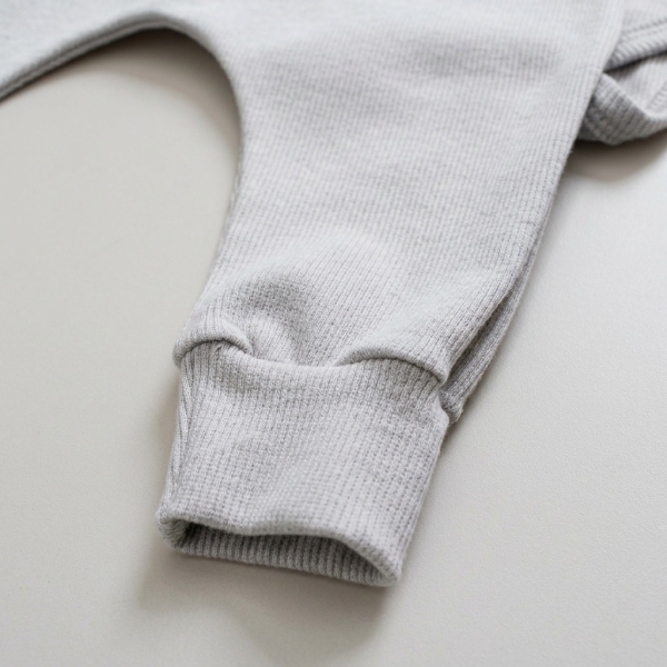enxoval para bebe lista de enxoval maternidade dicas de maternidade mamae de primeira viagem recem nasciso puerperio amamentacao duvidas sobre maternidade gravidez parto cesaria parto natural dicas para o sono do bebe dicas de amamentacao primeiros passos do bebe macacão infantil, macacão bebe, malha 100% algodão, verão, baby, site confiável, primavera verão, peças infantis, moda infantil, roupa de criança, conjunto body manga curta infantil, unissex, le coeur, minimalista, Roupas de bebê, Roupas infantis, Moda bebê, Roupas para recém-nascido, loja de bebê online, Conjuntos de bebê, Roupa de bebê a preço acessível, Roupas de bebê em promoção, Roupas de bebê para o verão, Conjuntos de roupas de bebê, Roupas de bebê meia estação, Roupa que cresce junto com o bebê, calça para bebê, Macacão para bebê Camiseta bebê, Roupas de bebê Fáceis de trocar, Body bebê, Calça bebê, macacão com pezinho, Saída de maternidade, Roupa de bebê para sair da maternidade, Roupa para neném, Peças para neném maternidade sapatinho de bebe mantinha de bebe roupa de bebe menino roupa de bebe menina touca para bebe gorro para bebe pecas para aquecer o bebe inverno roupas de inverno para bebe o que levar na bolsa da maternidade o que o bebe mais usa nos primeiros dias leite materno amamentação doula dicas de amamentacao como amamentar dor pra amamentar meias para bebe mantas para bebe saida de maternidade sapatinhos de bebe enxoval bebe bolsa de bebe cha revelacao ideia de cha revelacao meia bebe touca bebe manta bebe sapatinho bebe
