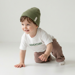 look Infantil Completo com Camiseta, Calça Veludo e Touca