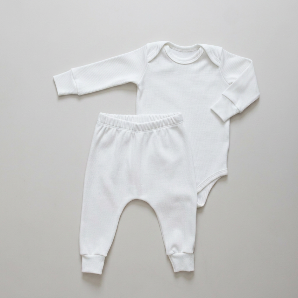 enxoval para bebe lista de enxoval maternidade dicas de maternidade mamae de primeira viagem recem nasciso puerperio amamentacao duvidas sobre maternidade gravidez parto cesaria parto natural dicas para o sono do bebe dicas de amamentacao primeiros passos do bebe macacão infantil, macacão bebe, malha 100% algodão, verão, baby, site confiável, primavera verão, peças infantis, moda infantil, roupa de criança, conjunto body manga curta infantil, unissex, le coeur, minimalista, Roupas de bebê, Roupas infantis, Moda bebê, Roupas para recém-nascido, loja de bebê online, Conjuntos de bebê, Roupa de bebê a preço acessível, Roupas de bebê em promoção, Roupas de bebê para o verão, Conjuntos de roupas de bebê, Roupas de bebê meia estação, Roupa que cresce junto com o bebê, calça para bebê, Macacão para bebê Camiseta bebê, Roupas de bebê Fáceis de trocar, Body bebê, Calça bebê, macacão com pezinho, Saída de maternidade, Roupa de bebê para sair da maternidade, Roupa para neném, Peças para neném maternidade sapatinho de bebe mantinha de bebe roupa de bebe menino roupa de bebe menina touca para bebe gorro para bebe pecas para aquecer o bebe inverno roupas de inverno para bebe o que levar na bolsa da maternidade o que o bebe mais usa nos primeiros dias leite materno amamentação doula dicas de amamentacao como amamentar dor pra amamentar meias para bebe mantas para bebe saida de maternidade sapatinhos de bebe enxoval bebe bolsa de bebe cha revelacao ideia de cha revelacao meia bebe touca bebe manta bebe sapatinho bebe