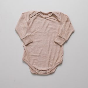 enxoval para bebe lista de enxoval maternidade dicas de maternidade mamae de primeira viagem recem nasciso puerperio amamentacao duvidas sobre maternidade gravidez parto cesaria parto natural dicas para o sono do bebe dicas de amamentacao primeiros passos do bebe macacão infantil, macacão bebe, malha 100% algodão, verão, baby, site confiável, primavera verão, peças infantis, moda infantil, roupa de criança, conjunto body manga curta infantil, unissex, le coeur, minimalista, Roupas de bebê, Roupas infantis, Moda bebê, Roupas para recém-nascido, loja de bebê online, Conjuntos de bebê, Roupa de bebê a preço acessível, Roupas de bebê em promoção, Roupas de bebê para o verão, Conjuntos de roupas de bebê, Roupas de bebê meia estação, Roupa que cresce junto com o bebê, calça para bebê, Macacão para bebê Camiseta bebê, Roupas de bebê Fáceis de trocar, Body bebê, Calça bebê, macacão com pezinho, Saída de maternidade, Roupa de bebê para sair da maternidade, Roupa para neném, Peças para neném maternidade sapatinho de bebe mantinha de bebe roupa de bebe menino roupa de bebe menina touca para bebe gorro para bebe pecas para aquecer o bebe inverno roupas de inverno para bebe