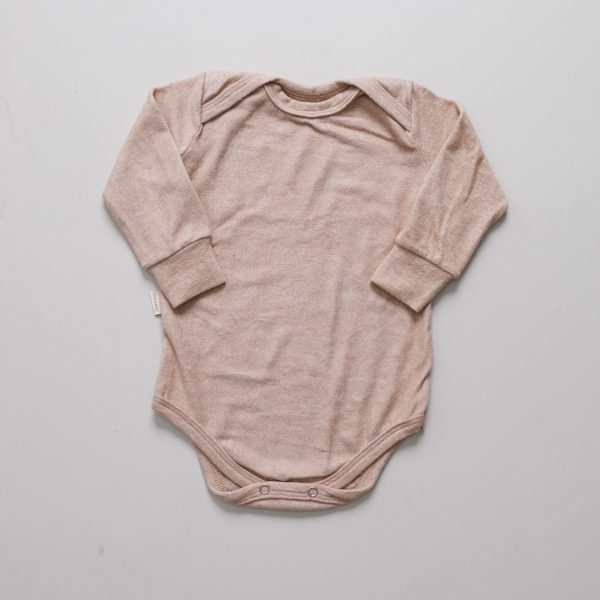 enxoval para bebe lista de enxoval maternidade dicas de maternidade mamae de primeira viagem recem nasciso puerperio amamentacao duvidas sobre maternidade gravidez parto cesaria parto natural dicas para o sono do bebe dicas de amamentacao primeiros passos do bebe macacão infantil, macacão bebe, malha 100% algodão, verão, baby, site confiável, primavera verão, peças infantis, moda infantil, roupa de criança, conjunto body manga curta infantil, unissex, le coeur, minimalista, Roupas de bebê, Roupas infantis, Moda bebê, Roupas para recém-nascido, loja de bebê online, Conjuntos de bebê, Roupa de bebê a preço acessível, Roupas de bebê em promoção, Roupas de bebê para o verão, Conjuntos de roupas de bebê, Roupas de bebê meia estação, Roupa que cresce junto com o bebê, calça para bebê, Macacão para bebê Camiseta bebê, Roupas de bebê Fáceis de trocar, Body bebê, Calça bebê, macacão com pezinho, Saída de maternidade, Roupa de bebê para sair da maternidade, Roupa para neném, Peças para neném maternidade sapatinho de bebe mantinha de bebe roupa de bebe menino roupa de bebe menina touca para bebe gorro para bebe pecas para aquecer o bebe inverno roupas de inverno para bebe