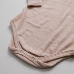 enxoval para bebe lista de enxoval maternidade dicas de maternidade mamae de primeira viagem recem nasciso puerperio amamentacao duvidas sobre maternidade gravidez parto cesaria parto natural dicas para o sono do bebe dicas de amamentacao primeiros passos do bebe macacão infantil, macacão bebe, malha 100% algodão, verão, baby, site confiável, primavera verão, peças infantis, moda infantil, roupa de criança, conjunto body manga curta infantil, unissex, le coeur, minimalista, Roupas de bebê, Roupas infantis, Moda bebê, Roupas para recém-nascido, loja de bebê online, Conjuntos de bebê, Roupa de bebê a preço acessível, Roupas de bebê em promoção, Roupas de bebê para o verão, Conjuntos de roupas de bebê, Roupas de bebê meia estação, Roupa que cresce junto com o bebê, calça para bebê, Macacão para bebê Camiseta bebê, Roupas de bebê Fáceis de trocar, Body bebê, Calça bebê, macacão com pezinho, Saída de maternidade, Roupa de bebê para sair da maternidade, Roupa para neném, Peças para neném maternidade sapatinho de bebe mantinha de bebe roupa de bebe menino roupa de bebe menina touca para bebe gorro para bebe pecas para aquecer o bebe inverno roupas de inverno para bebe